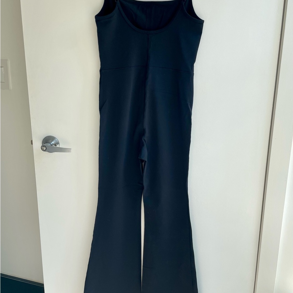 Wilfred Free Black Divinity Kick Flare Jumpsuit Size M Never Worn.